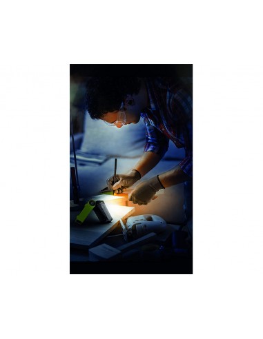 Linterna foco de trabajo Led recargable 7.5W 750Lm de Luceco